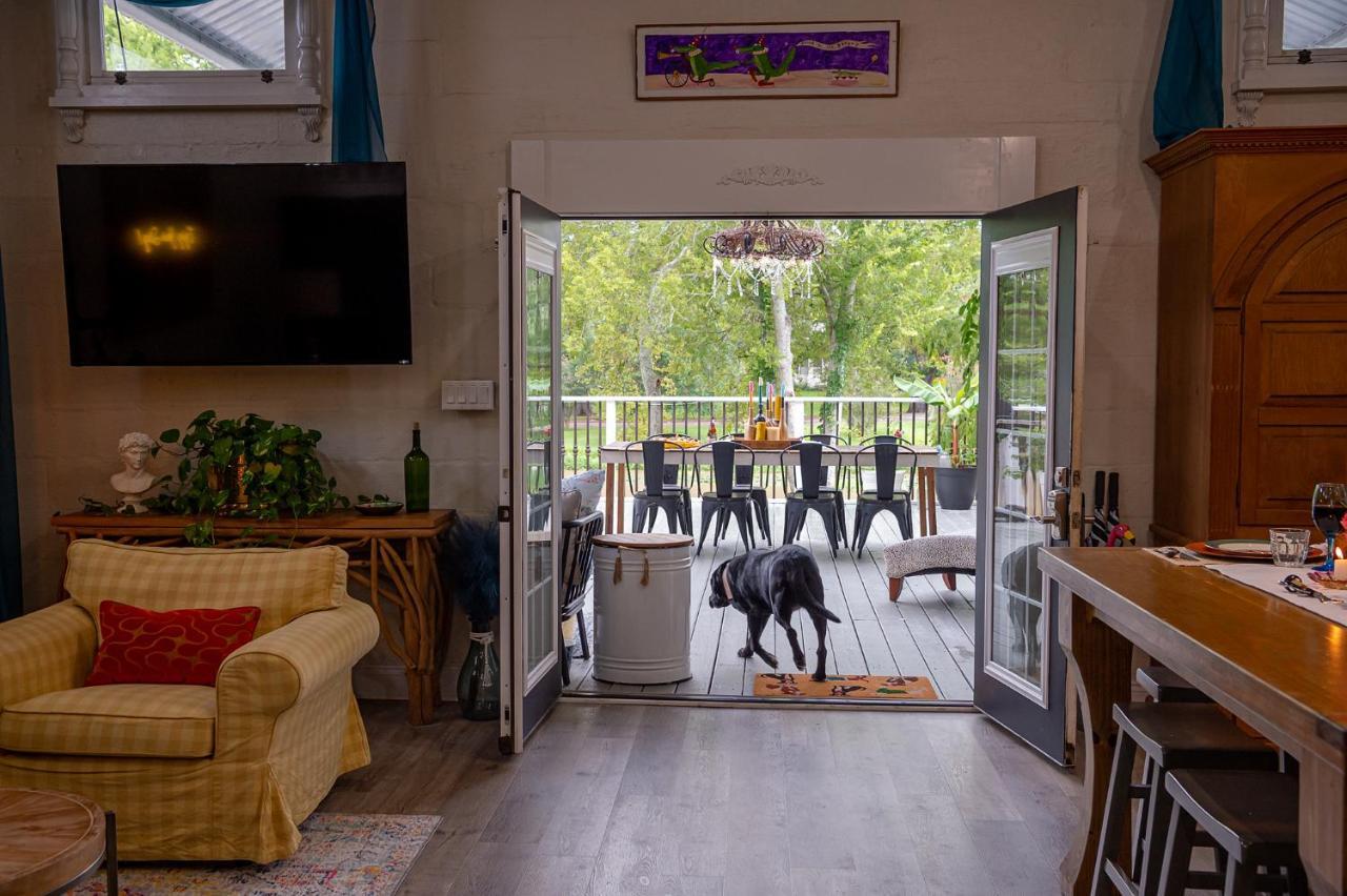 Chateau Royale, Pet Friendly, On Bayou, Downtown! New Iberia Esterno foto