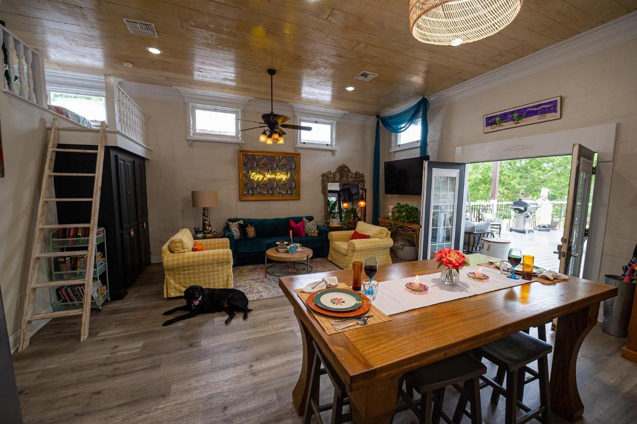 Chateau Royale, Pet Friendly, On Bayou, Downtown! New Iberia Esterno foto